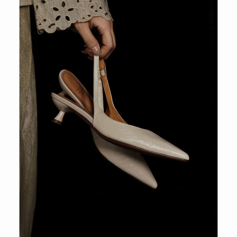 Italian Grounds~! Small-Heeled Sandals with Pointed Toes and Open Back, Professional Commuting Shoes That Don'T Tire Your Feet, Kitten Heel High Heels Italian Grounds~! Small-Heeled Sandals with Pointed Toes and Open Back, Professional Commuting Shoes That Don'T Tire Your Feet, Kitten Heel High Heels