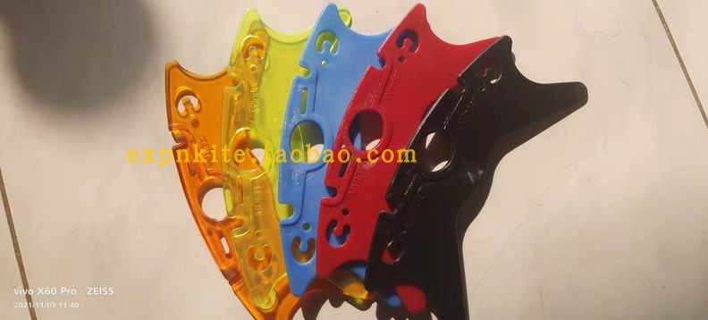 German wire board aerobatic kite-turned kite-four-wire spectacle kite winding board