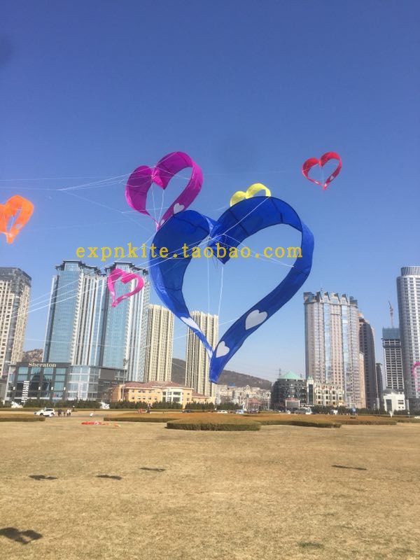Three-level wind single line peach heart kite single line kite