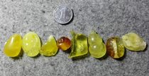 Honey wax small sculptures small hanging pendant size See which one to shoot for the contrast chart 19
