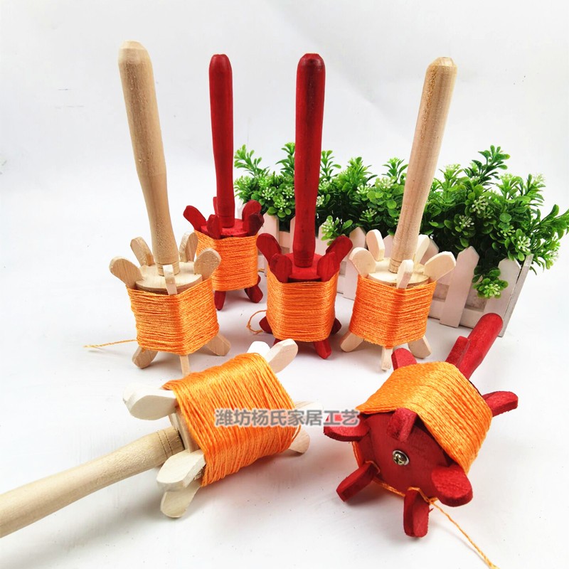 Traditional kite flying * log wood abduction kite simple flying machine network red to photograph the ancient style