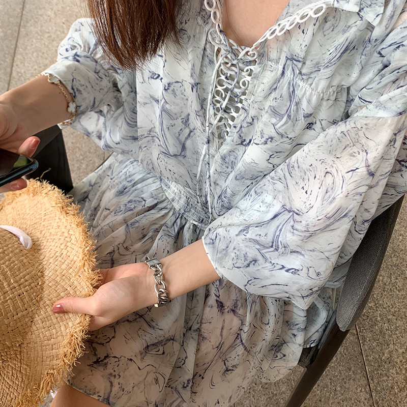 CloudSweet such as smoke like ink ~ = French style V collar shirt half skirt with two sets discount for no refund