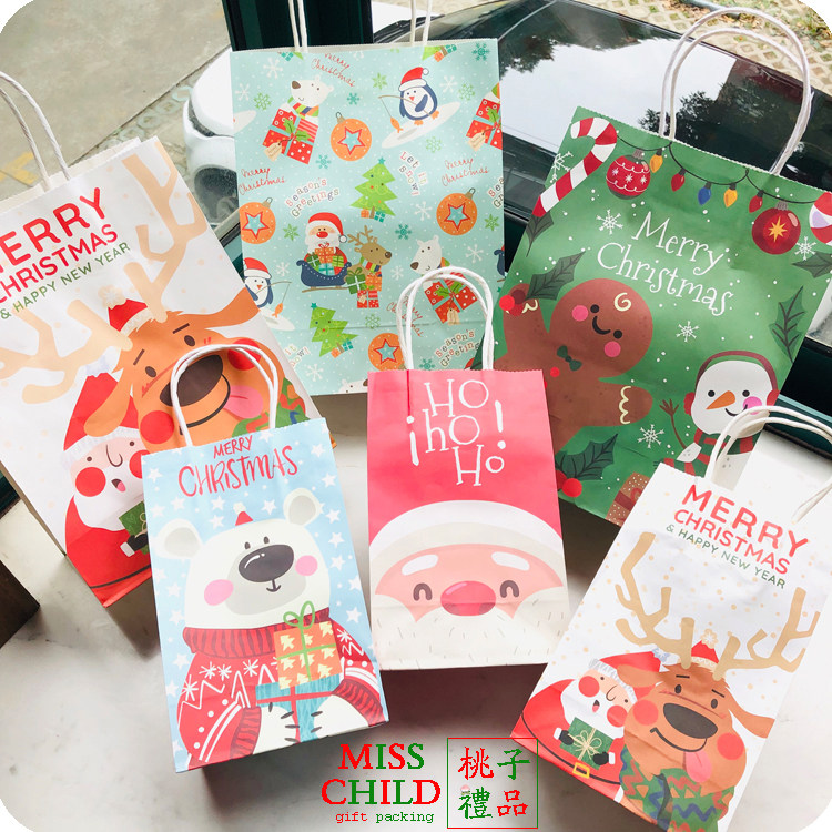 Christmas season gift packaging hand-carrying paper bags Christmas children's gifts environmental protection paper bags Candy hand-carrying bags