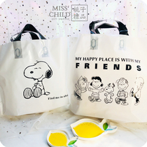 1 Black and White ins style creative Japanese and Korean gift packaging bag Snoopy cute puppy handbag gift bag