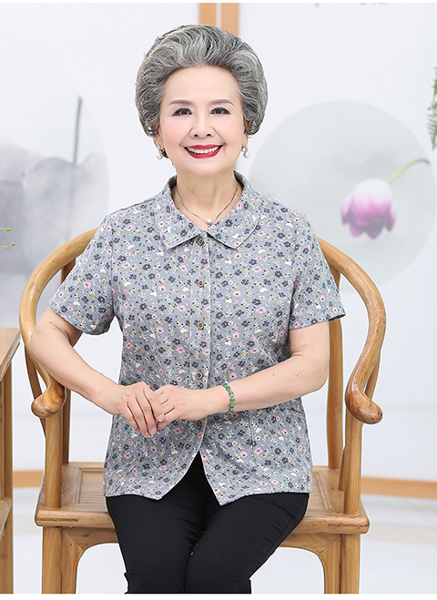 Bà mẹ trung niên và người già mùa hè Áo sơ mi tay ngắn bà áo len cotton áo bà ngoại quần áo áo sơ mi hoa - Quần áo của mẹ áo kiểu tuổi 60