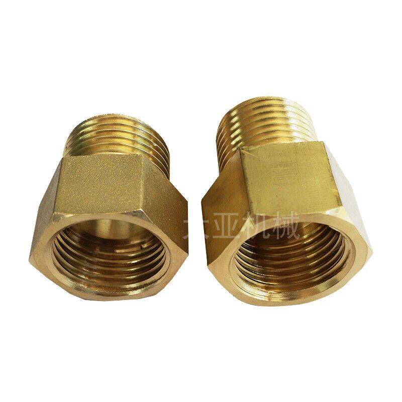 Hot pin engineering water pipe water heating pipe fittings with brass thickened internal and external tooth direct burst internal and external wire conversion joints