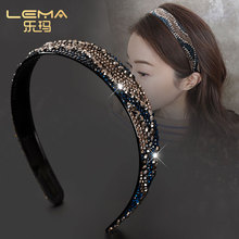 Korean rhinestone simple hairband with a high-end sense of temperament, anti slip hairpin, wavy pattern headband, wide edge mesh red hairpin hair accessories