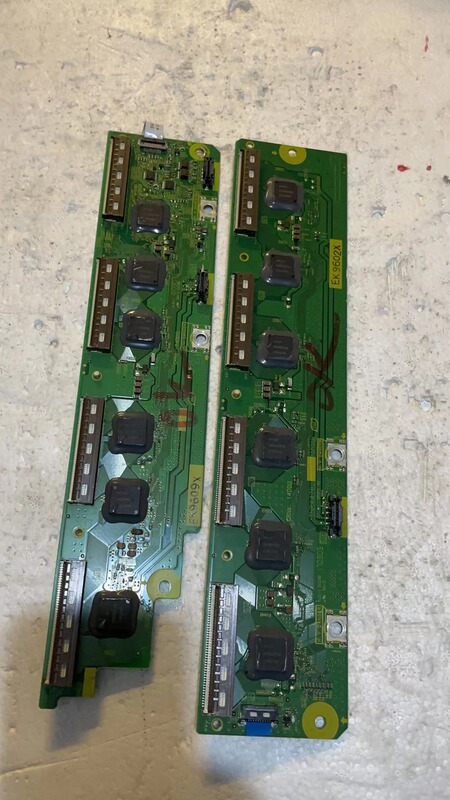 Disassembled Panasonic Th-P50X10C Buffer Board Su Board Sd Board Tnpa4780 Tnpa4781