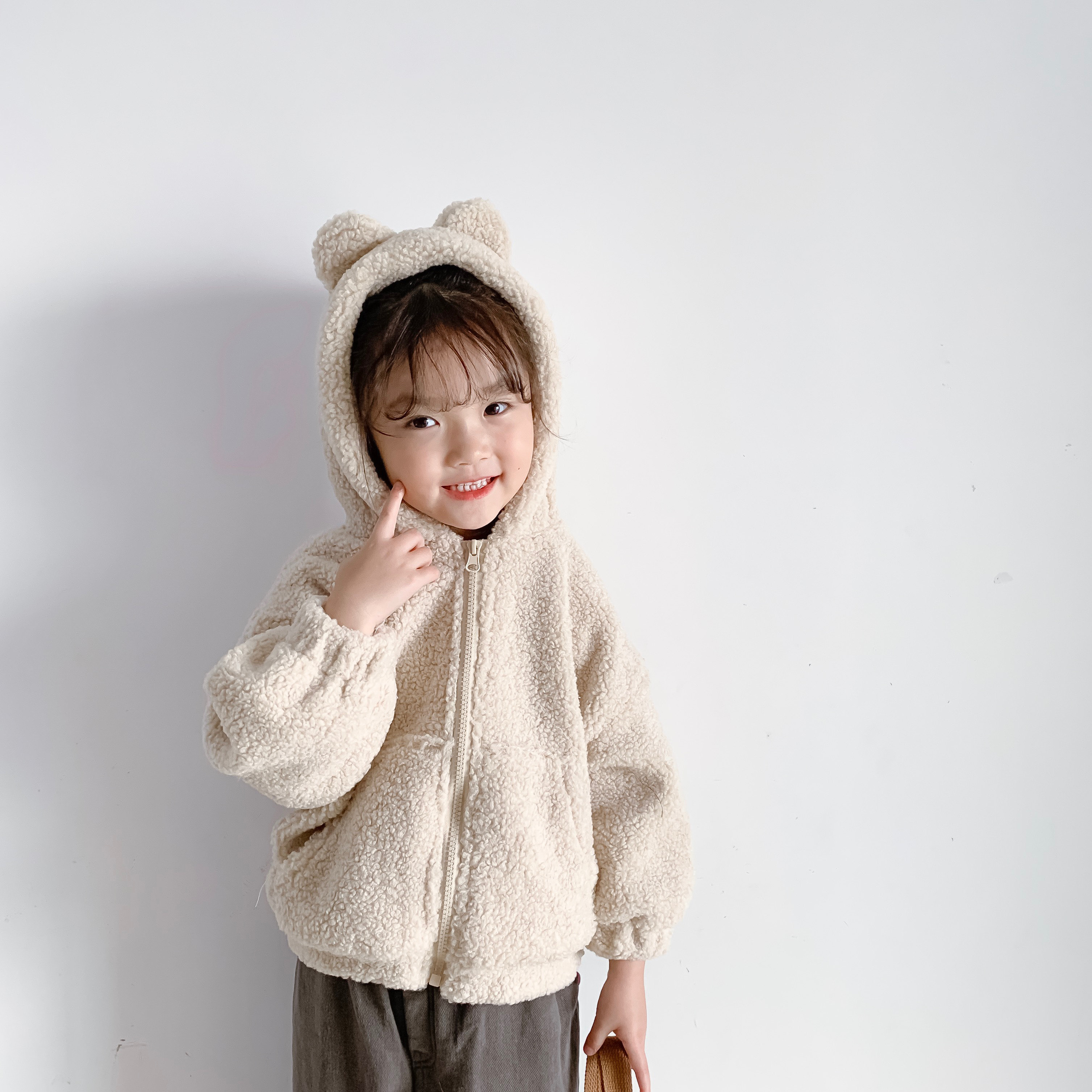 Bean Bag Monarch Winter Korean Edition of male and female Children's Baby Thickened Goat wool Warm Little Bear even cap jacket Cotton Cotton Clothing Tide