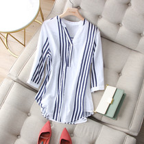 Art and Han Fan ~ Qing Refreshing Collision Color Striped slim V-collar Comfortable Cotton Linen 50% sleeves Loose Sleeve Head Shirt summer