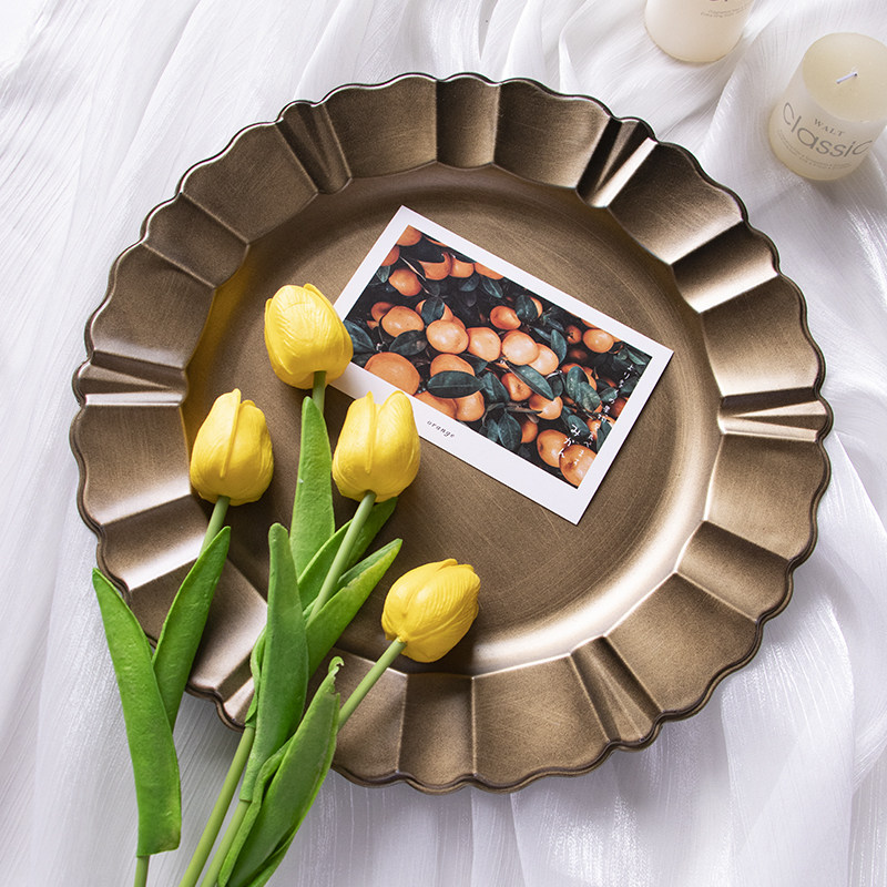 Retro tray food decoration cake shooting net red photography ornaments trinkets posing for ins wind photo props