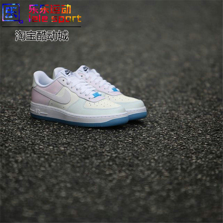Nike, Nike Air Force 1, индукционные напяточники 