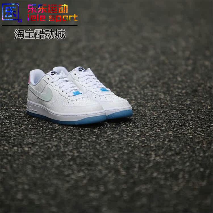 Nike, Nike Air Force 1, индукционные напяточники 