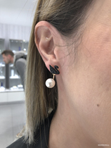 European special cabinet SWAROVSKI Swarocene Temperament Crystal Pearl Black Swan Ear Nail Woman 5193949