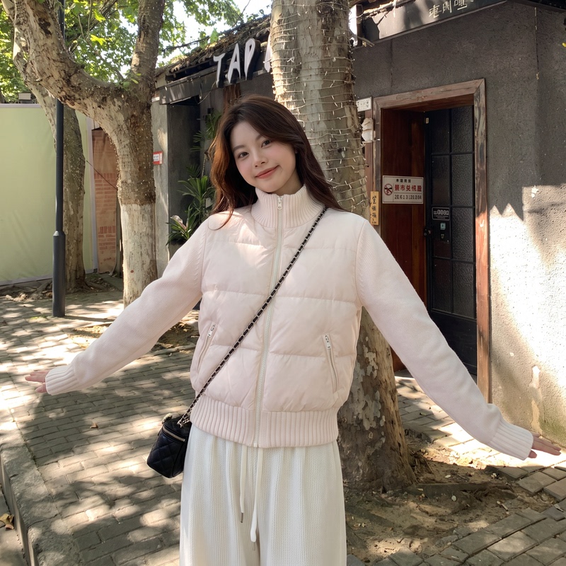 Knitted Sleeve Patchwork down Jacket 2026 Winter New Style 90 White Duck down Casual Fashion Lightweight Slim Short Coat