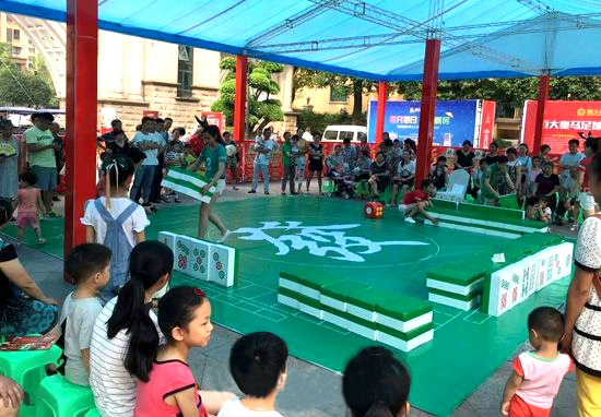 Giant Mahjong trò chơi giải trí lớn đạo cụ rắn bọt siêu mạt chược siêu nhẹ có thể giặt được có thể được tùy chỉnh - Các lớp học Mạt chược / Cờ vua / giáo dục bộ cờ vua đẹp