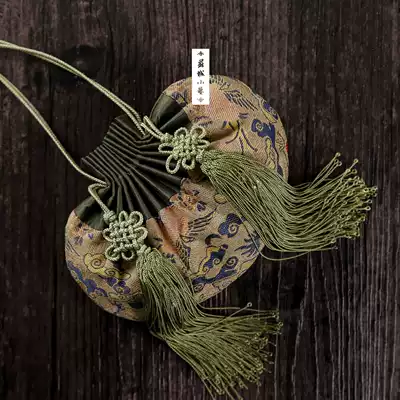 Fengyuan Longxiang Palace satin Song Jin Chinese traditional handmade sachet purse Suzhou specialty creative gift for foreigners