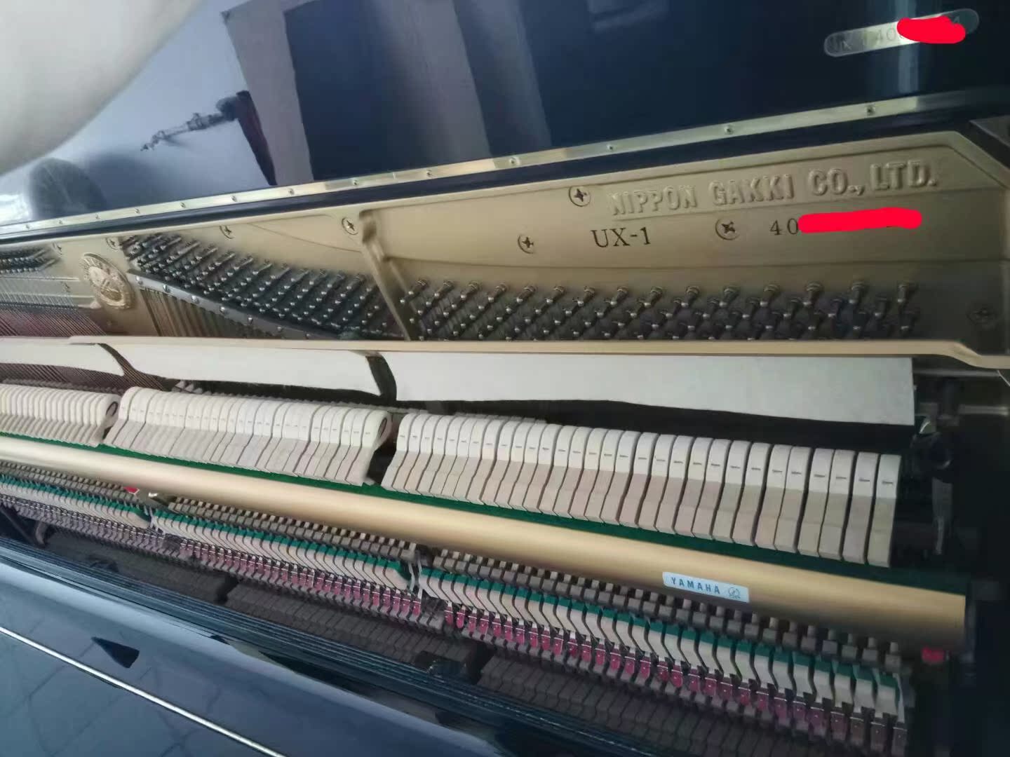 Đàn piano Yamaha UX-1.121 chiều cao từ trở lại cột đàn piano hiệu suất cao cấp yamaha ydp 144