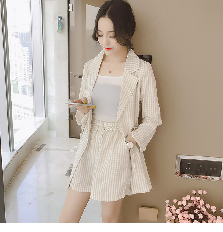 VK旗艦店 韓系休閒短褲條紋襯衫上衣吊帶顯瘦洋氣寬口褲套裝短袖褲裝