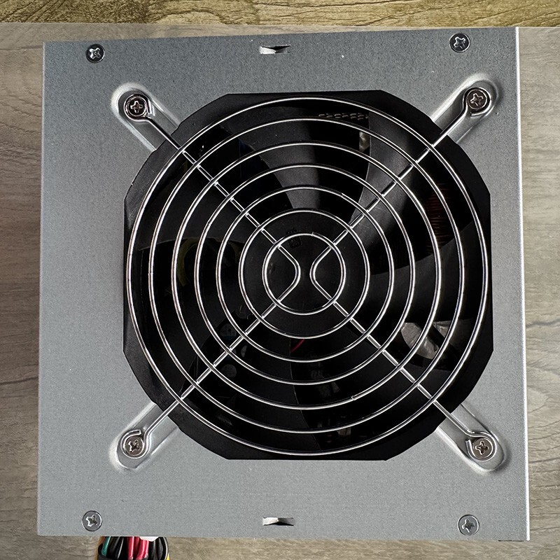 C850 Server Power Supply Platinum Dps-850Ab12A and Gold P2G850W Plug-In Units Come with a Five-Year Full Warranty