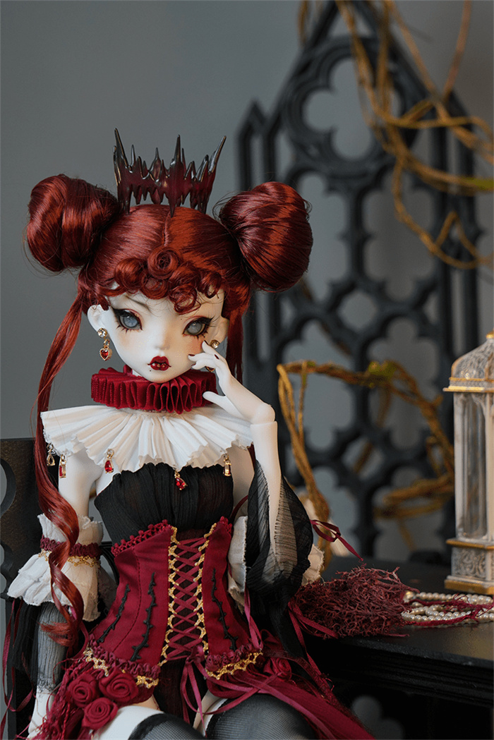 Red Queen Iracebeth-16.jpg