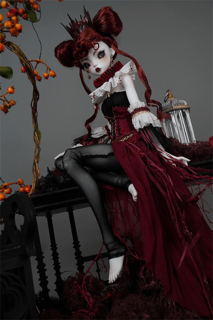 Red Queen Iracebeth-12.jpg
