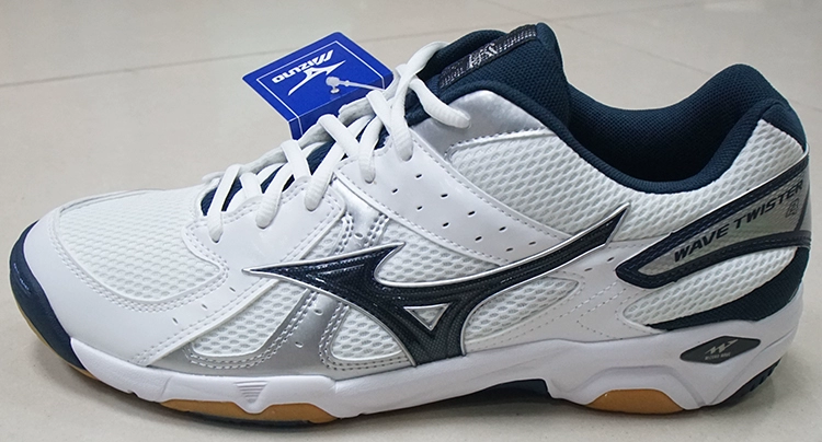 Mizuno MIZUNO hấp thụ sốc non-slip bóng chuyền giày cầu lông giày V1GA157014 WAVE TWISTER 4 giày the thao nữ giá rẻ