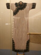  Spring and Summer Republic of China style New Chinese style modified cheongsam Silk shoulder short-sleeved cheongsam dress