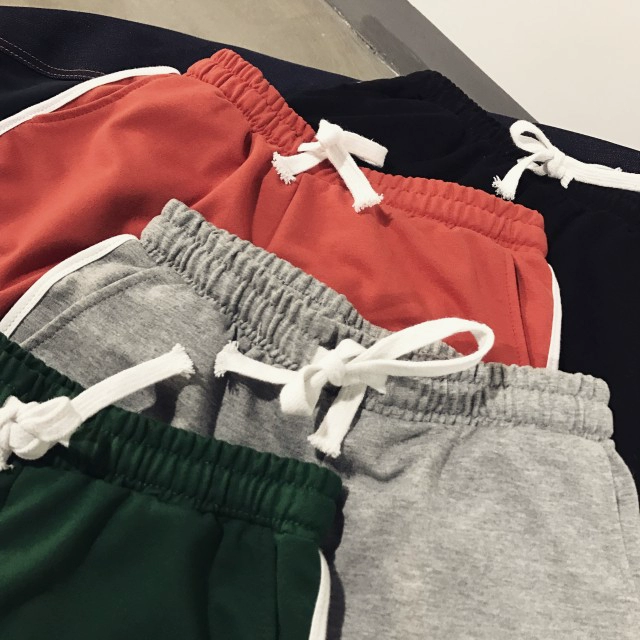 Quần cotton rộng ống rộng thể thao quần short nữ mùa hè 2018 mới giản dị chạy quần bên sọc mùa hè