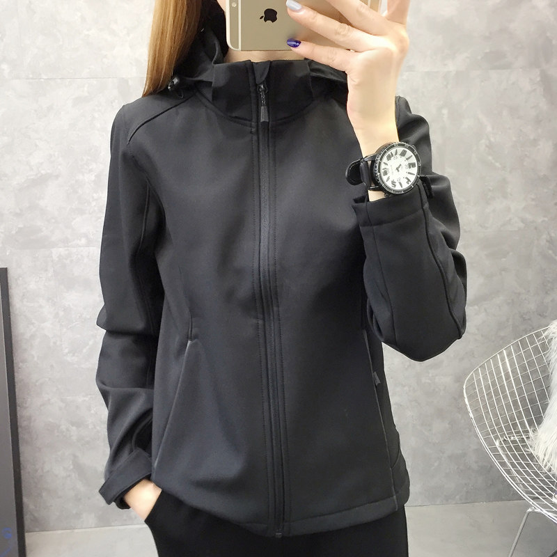 Soft shell clothes woman autumn and winter outdoor climbing windproof and warm and velvety with detachable cap movement breathable monolayer sports jacket