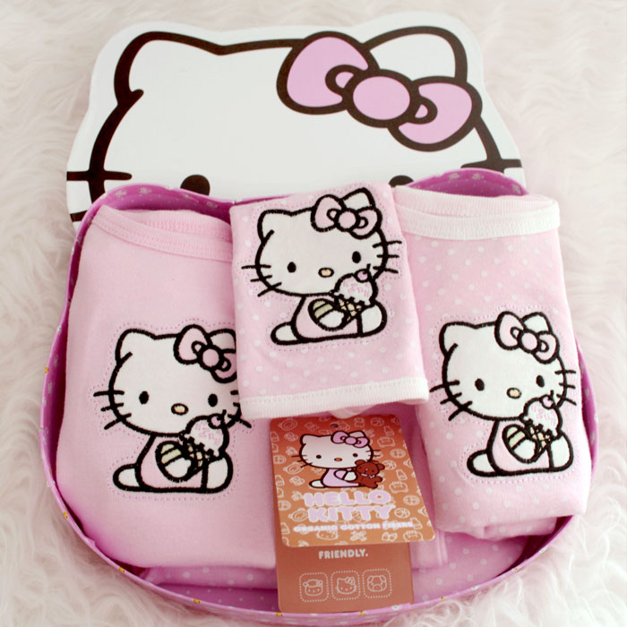 Coffret cadeau pour nouveau-né - Vêtements + Fournitures - Ref 1978017 Image 7