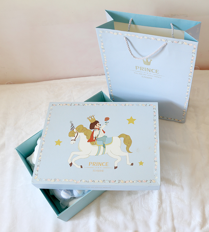 Coffret cadeau pour bébé - Vêtements + Fournitures - Ref 1978013 Image 15