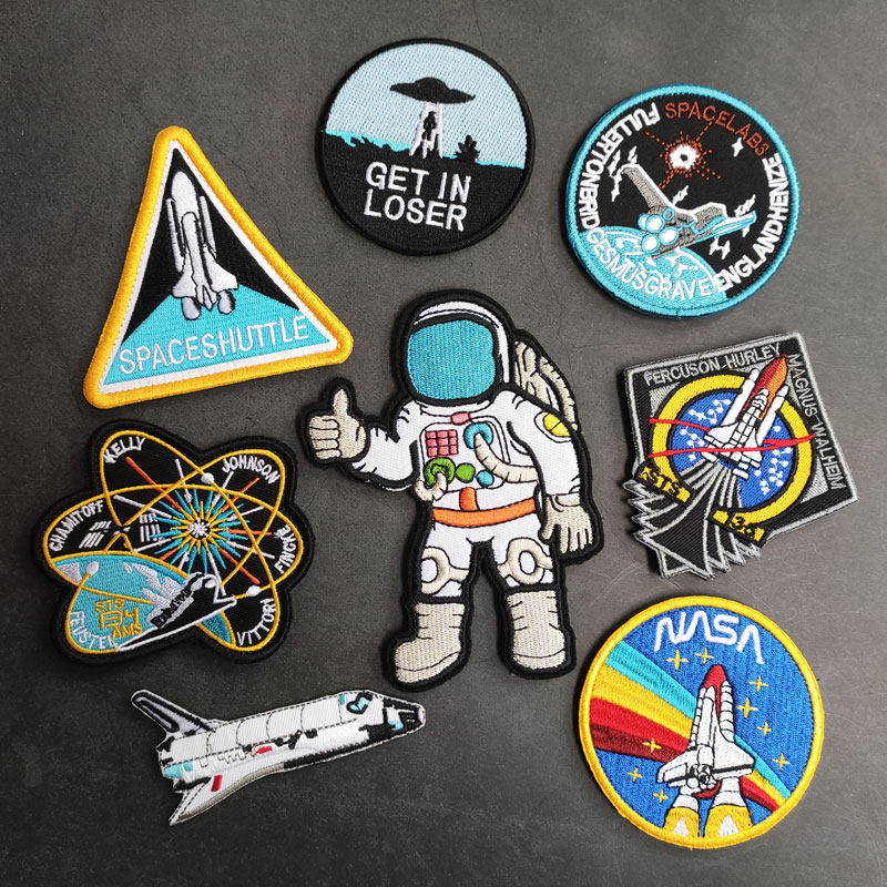 Astronaut Space Commemorative Embroidered Velcro Chapter UFO Leaves the Earth Space Shuttle Cloth Sticker Bag Sticker Patch Sticker