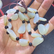  Xinjiang Hetian jade dragon Kashgar river seed raw stone necklace 58 grams jade companion Yang Sheng