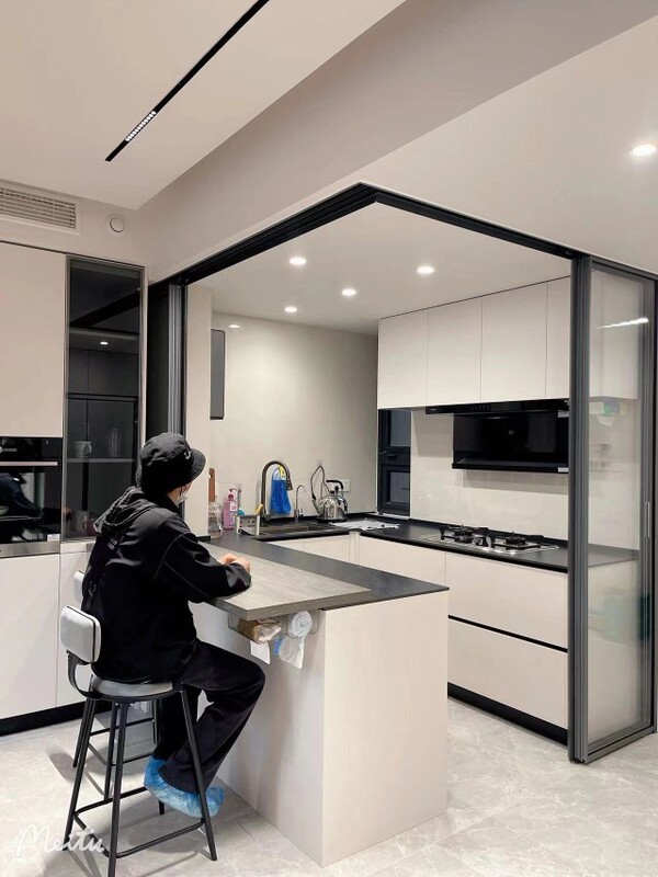 Open Kitchen Corner Sliding Door Bar Counter Three-Way Linkage Hanging Track Extremely Narrow Bedroom Glass Partition Folding Sliding Door