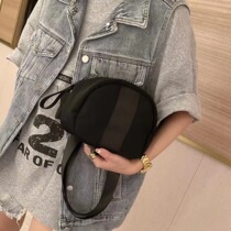 Lightweight nylon cloth casual small bag fashion Japan and South Korea 2022 new trend mobile phone Messenger bag shoulder bag small shell