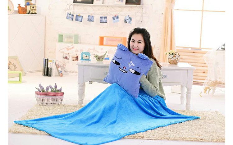 Gối chăn đôi sử dụng ba trong một điều hòa chăn mềm đồ chơi búp bê đệm phim hoạt hình ngủ trưa gối khăn tay ấm gối chăn 2 trong 1