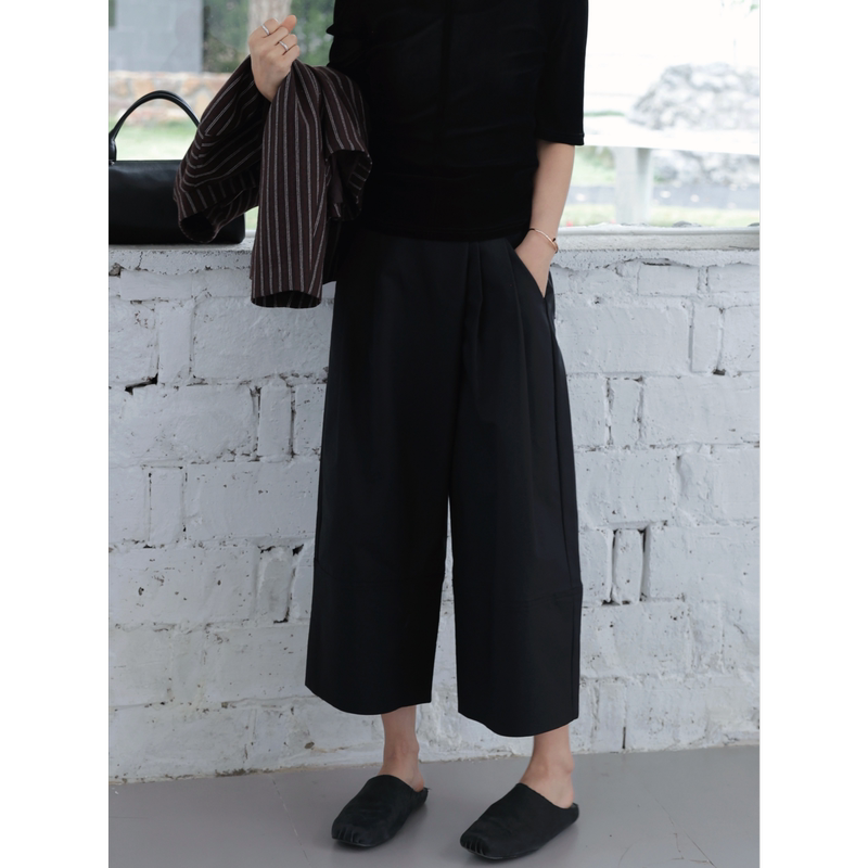 Tt Designer [Hyde Narrative] High-End Drapey Slimming Wide-Leg Pants for Women, Autumn Irregular Cropped Pants
