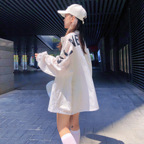 Sunscreen clothes female summer 2021 New Korean version of loose print design sense letter assault clothes thin long sleeve coat tide