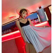  LIN CHAO ZHANG VITALITY AGE-REDUCING WRINKLED HEM CONTRAST STITCHING DRESS HORSESHOE BUCKLE HALTER SHIRT