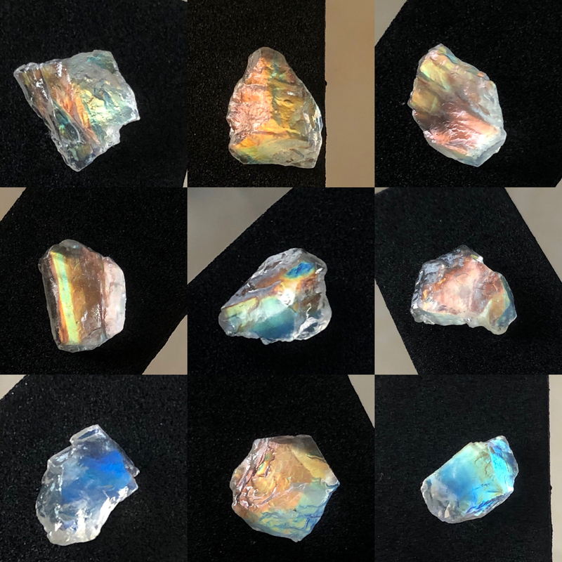 Natural Ice Phantom Moonstone Raw Stone Horse Island Rainbow Moonstone Ornamental Small Size Raw Ore One Thing One Picture