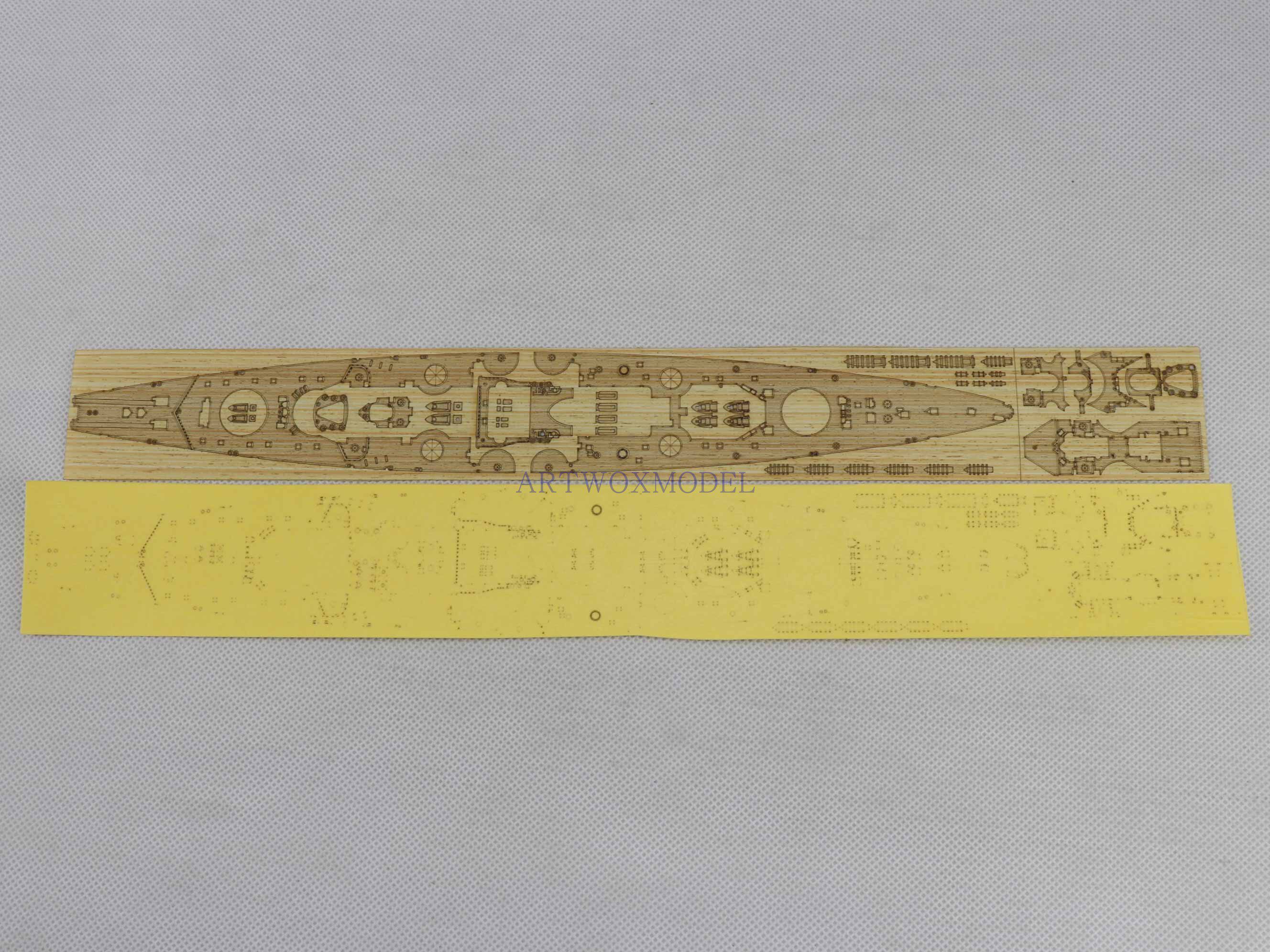 ARTWOX 1 700 BM20019A 1940 Wood deck covered paper FH1149