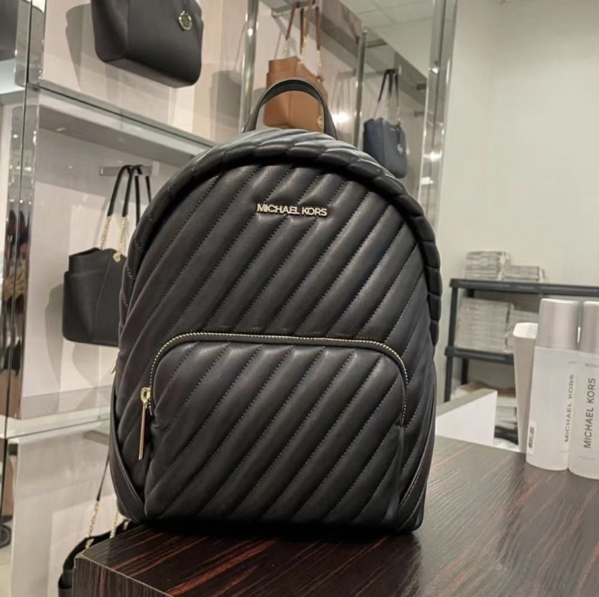 ISA USA MK Erin embossing magnanimo artificial goat leather mid-shoulder bag satchel bag-Taobao