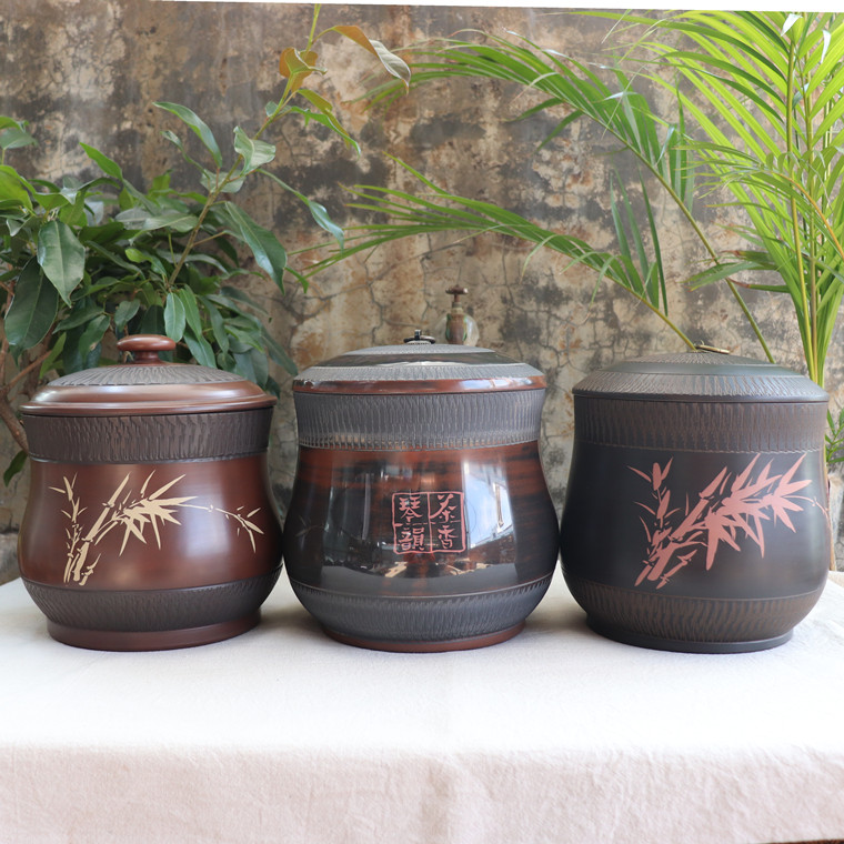 Yunnan Jianshui Purple clay household Pu'er raw and ripe ancient tree white tea seven-seed cake sealed storage tank famous Dai Tianqing