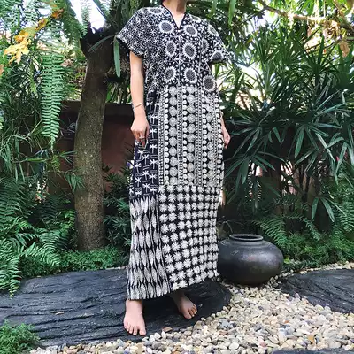 5 3 Live-Chiang Mai, Thailand Heavy handmade thorn embroidery four-piece robe dress