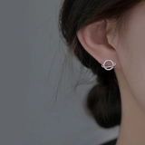 Небольшие дизайнерские брендовые серьги, серебро 925 пробы