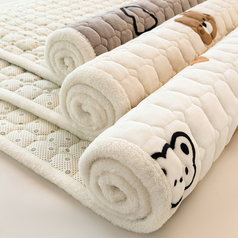 Milk Velvet Mattress Pad Soft Cushion for Home Use, Thickened for Dormitory Students, Single Bed Pad, Winter Fleece Blanket Mattress