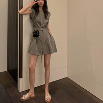 Red Hall sleeveless jumpsuit ladies 2021 summer new Korean loose casual jumpsuit wide leg short pants