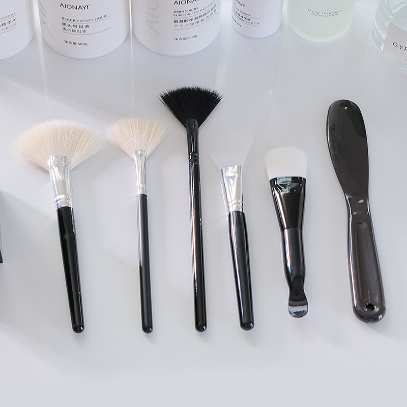 Black Skin Care Special Tools: Wool Brush, Cleansing Cream, Foaming Facial Cleanser, Foaming Brush, Mask Brush, Stick, Bowl