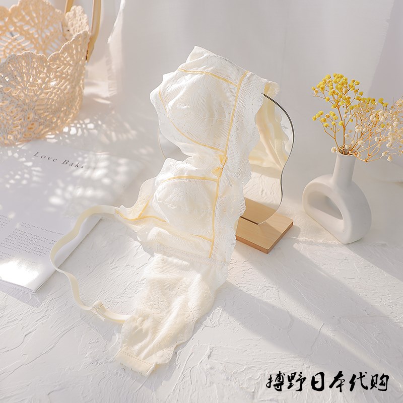 Japan's JULIPET ultra-thin big breasts show small underwear women's suit sexy temptation no steel ring to close the pair of milk bra